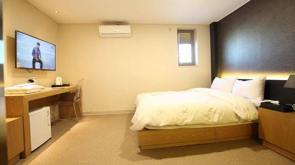 Mini Hotel 141 Gyeongju Exterior photo